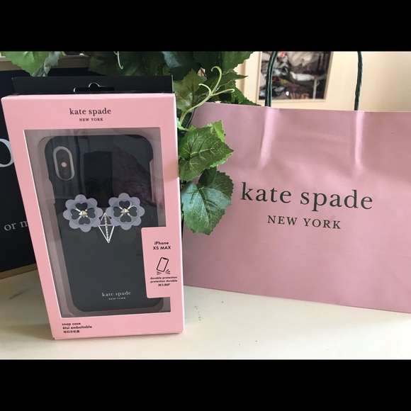 🌺🌺🌺75% offKate Spade ♠️ phone case - Picture 3 of 4
